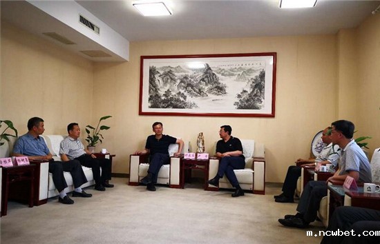 山东科技大学校党委副书记尹华赴山东点点taptap国际开展工作调研