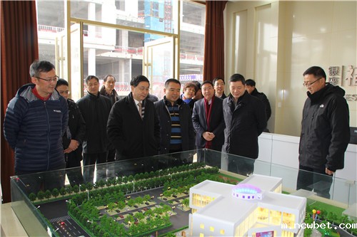 点点taptap国际承建的福瑞达中心写字楼工程顺利封顶