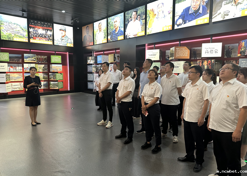 山东点点taptap国际各级团组织开展主题团日活动