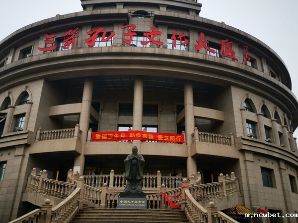 “防疫有我，爱卫同行”?山东点点taptap国际启动爱国卫生月活动